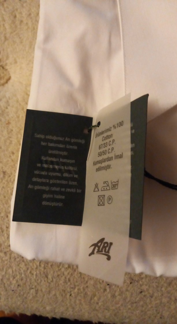 Beyaz Düğmeli uzun kollu erkek gomlegi - Görsel 2