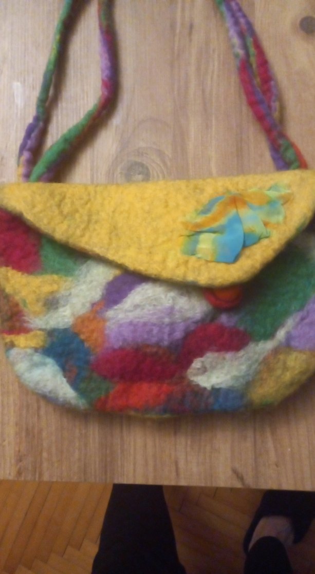 Renkli Örgü keçe kadın cantasi - Görsel 2