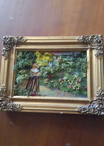 Altın Renkli Kabartmalı Çerçeveli Tablo - Görsel 3