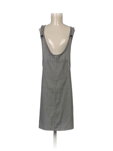 Pull and Bear Kısa Salopet %70 İndirimli.