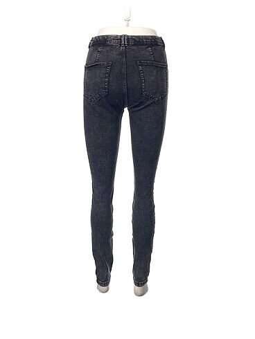 36 Beden Bershka Jean / Kot %70 İndirimli.