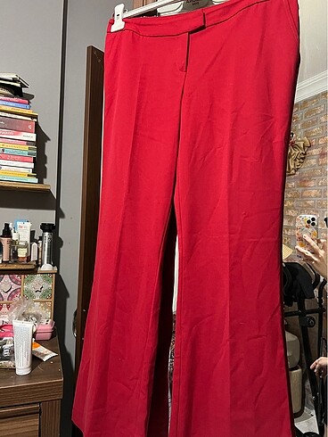 Adl giyim kırmızı pantolon