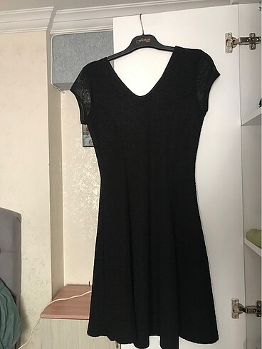 siyah kısa elbise