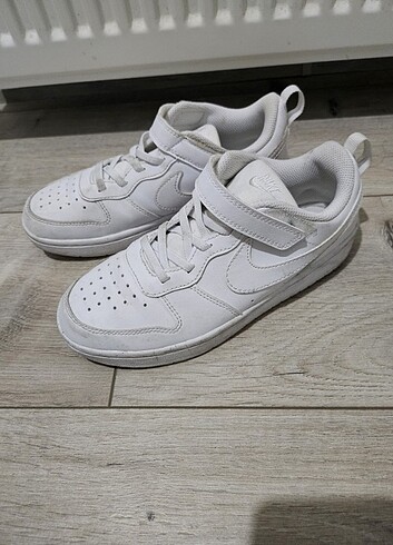 Nike spor ayakkabi