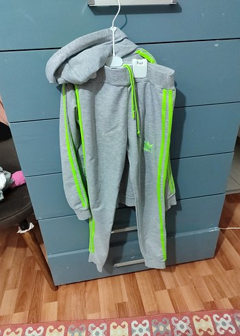 11-12 Yaş Beden Kız çocuk Gri Dar Kesim Fermuarlı Eşofman Takımı