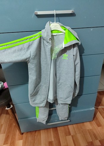 Adidas Kız çocuk Gri Dar Kesim Fermuarlı Eşofman Takımı