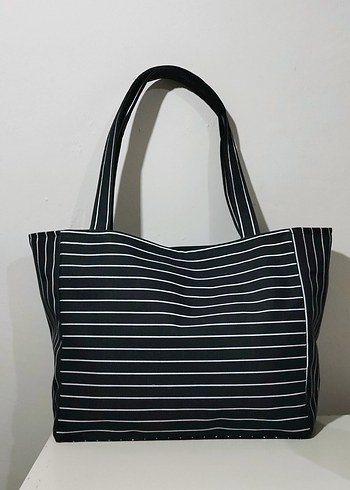 Siyah Beyaz Çizgili Minimalist Kadın Çanta