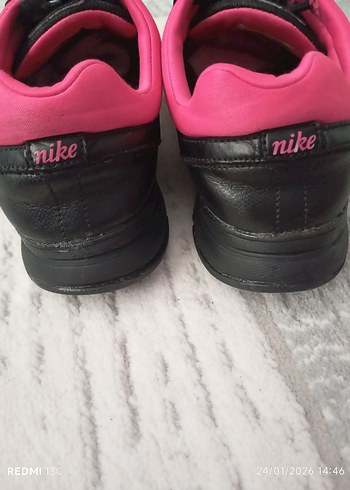 Nike bayan Spor ayakkabı orjinal - Görsel 3