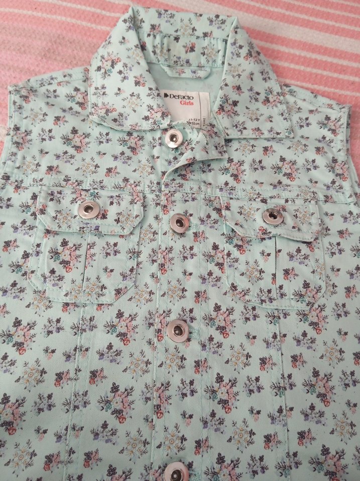 DeFacto Desenli Düğmeli Kız Yeleği - Görsel 3