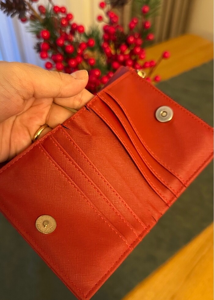 Kırmızı cüzdan - Görsel 3