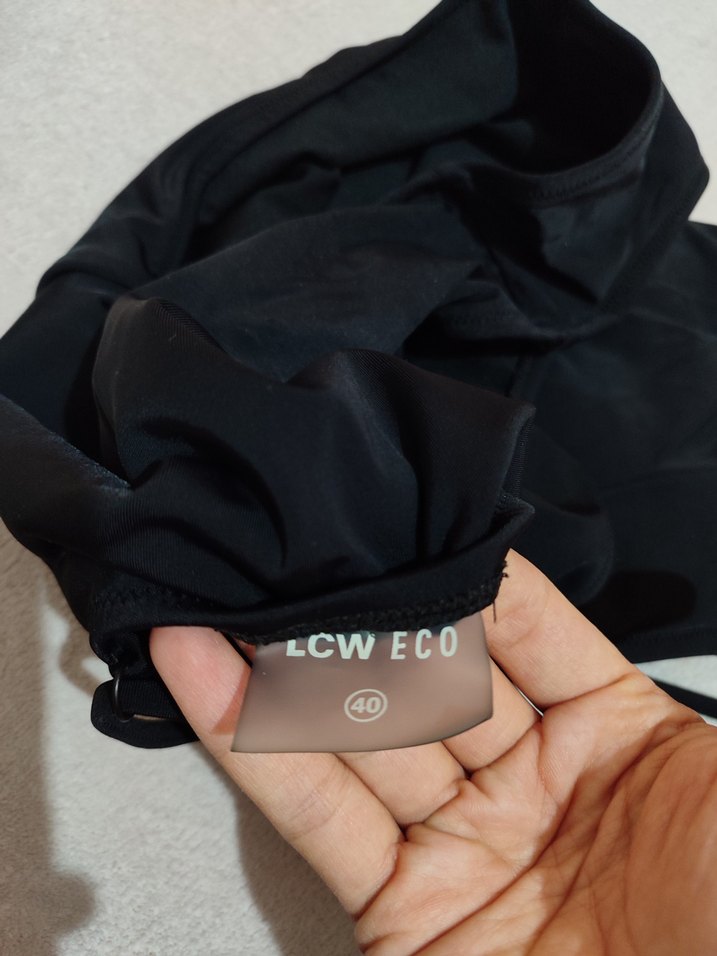 Siyah İnce Askılı Kadın Mayo - Görsel 3