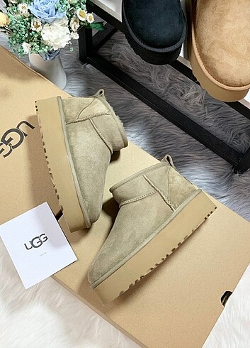 38 Beden Ugg Bot 