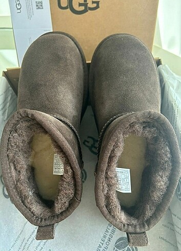 Ugg Ugg Platform Bot