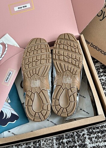 Miu Miu New Balance Spor Ayakkabı  - Görsel 9