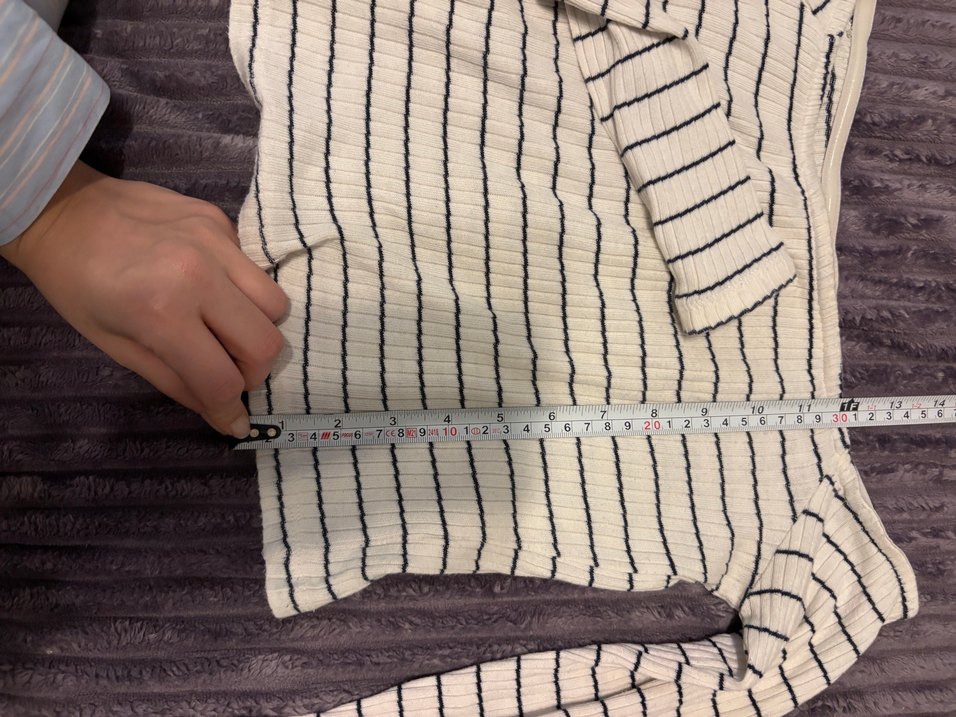 Çizgili Omuzları Açık Kadın Kazak - Görsel 3