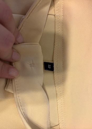 Sarı Pilili Kadın Kumaş Pantolon - Görsel 3