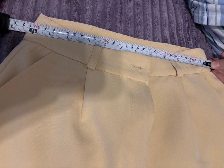 Sarı Pilili Kadın Kumaş Pantolon - Görsel 2