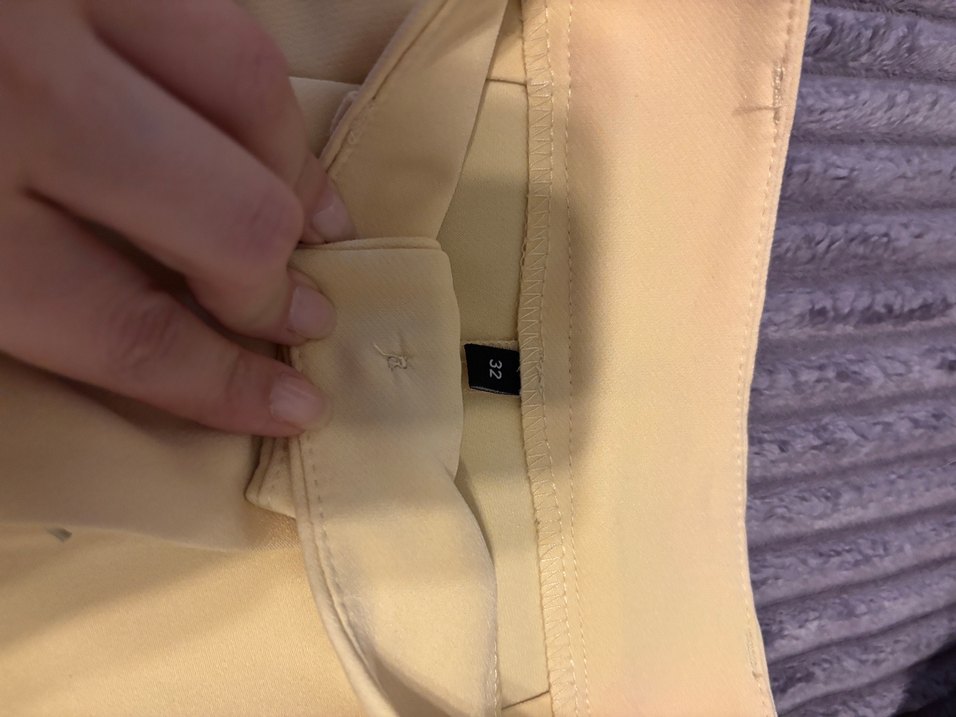 Sarı Pilili Kadın Kumaş Pantolon - Görsel 3