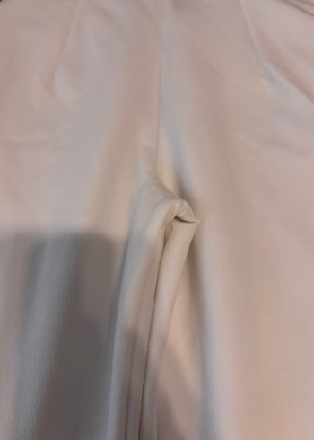 Beyaz Kadın Rahat Kesim Midi Kumaş Pantolon - Görsel 2