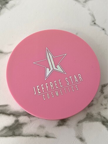 Jeffree Star aydınlatıcı, renk Neffree