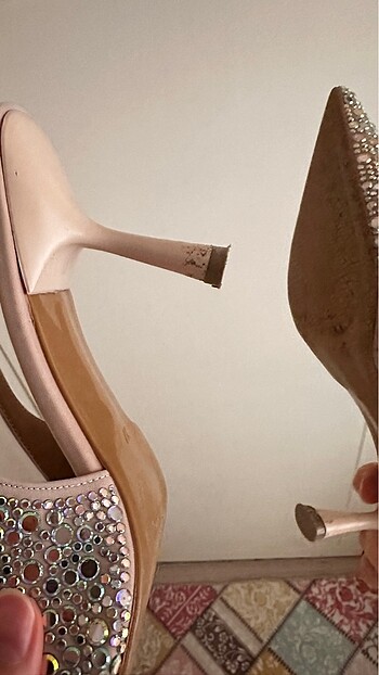 Diğer Taşlı stiletto
