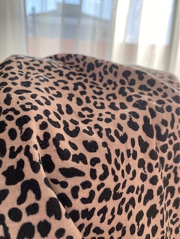 l Beden Leoparlı tshirt