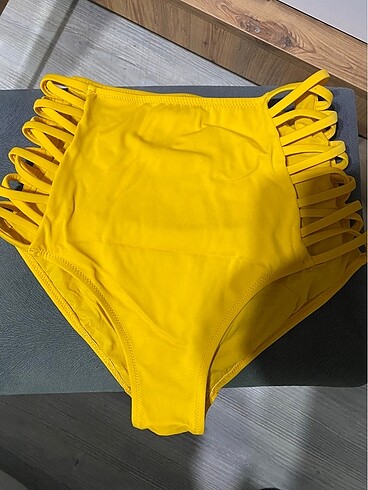 Hardal bikini alt