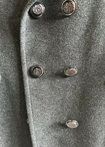Gri Çift Düğmeli Kaban - Görsel 3