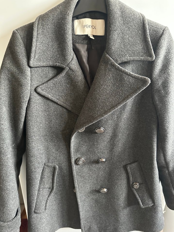 Gri Çift Düğmeli Kaban - Görsel 4