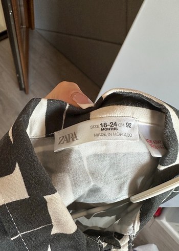 Erkek Çocuk Siyah Desenli Gömlek - Görsel 3