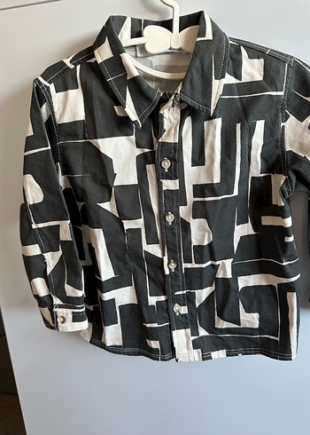 Erkek Çocuk Siyah Desenli Gömlek - Görsel 4