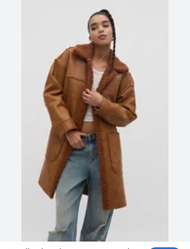 Stradivarius Stradivarius kürk detaylı suni deri kaban sıfır etiketli small b