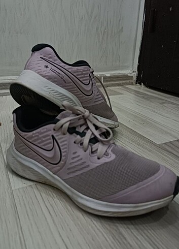 Nike Nike kadın ayakkabi orjinal