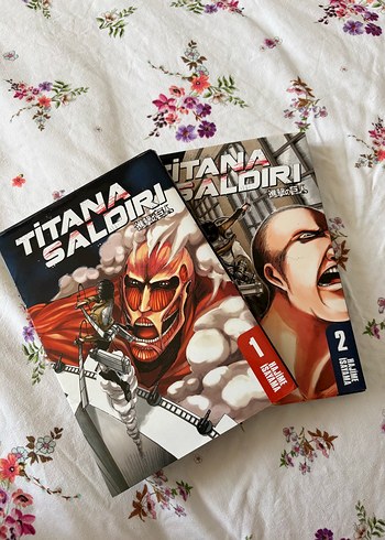 Titan Saldırı 1 ve 2 Sayıları