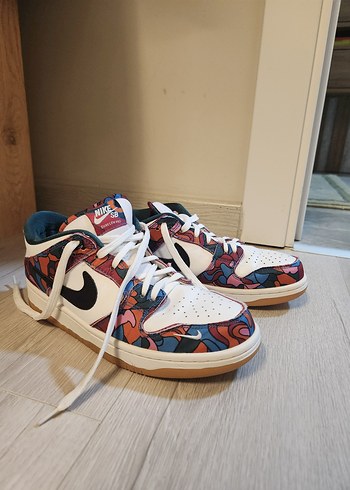 Nike Kadın Çok Renkli Bağcıklı Spor Ayakkabı