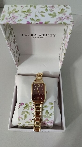 Laura Ashley kadın kol saati