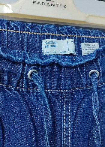 30 Beden Bershka Beli Bağcıklı Lacivert Kadın Kot Pantolon