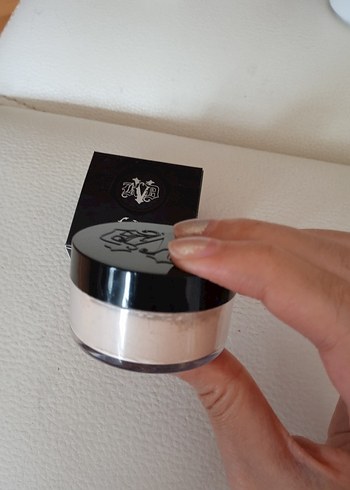 Beden kat von d setting powder mini boyu