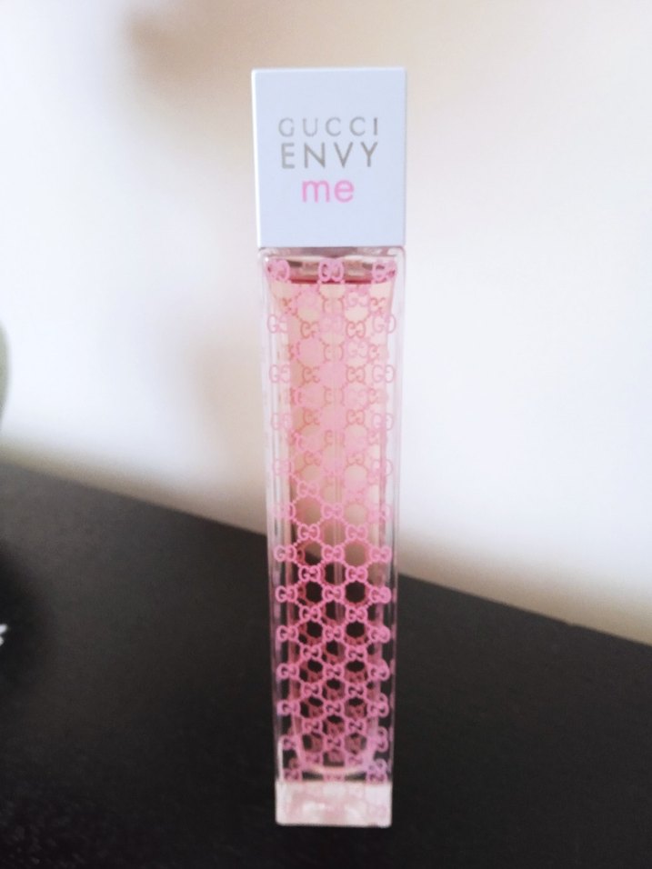 Gucci Envy Me EDT Kadın Parfüm 50ml - Görsel 2