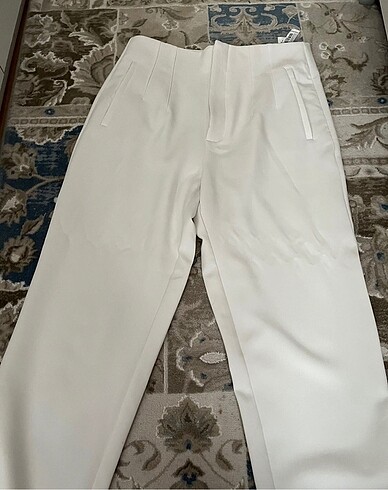 40 Beden beyaz Renk Stradivarius pensli smart pantolon