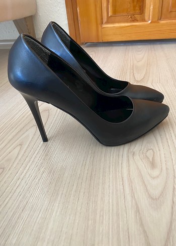 Diğer Siyah Modern Klasik Stiletto Topuklu Kadın Ayakkabı