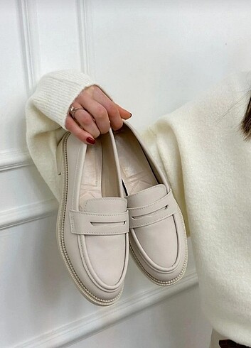 Kadın Krem Loafer Ayakkabı