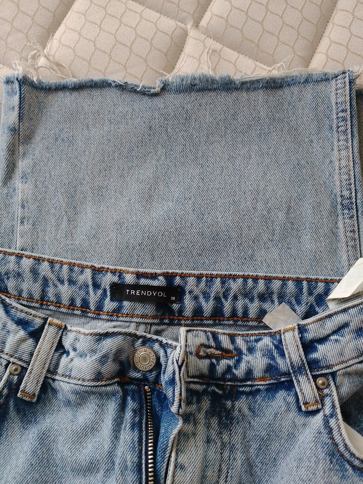 Düğmeli Loose Fit Midi Kadın Kot Pantolon - Görsel 4