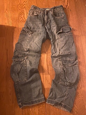 baggy cargo jean