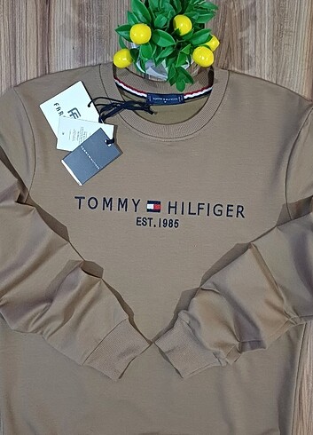 m Beden Tommy Sweatshirt (Unisex)