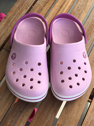 Crocs pembe 35 numara 