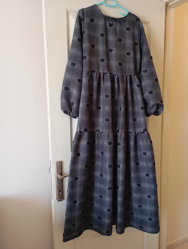 Gri Uzun Kadın Elbise, Bol Kesim, Pileli - Görsel 3