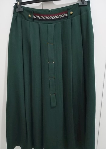 Kemer Detaylı Uzun Koyu Yeşil Etek - Görsel 2