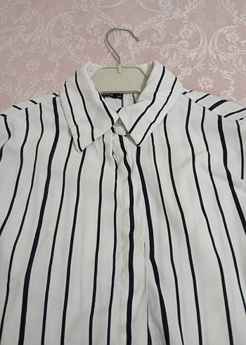 Düğmeli Çizgili Beyaz Kadın Gömlek - Görsel 5