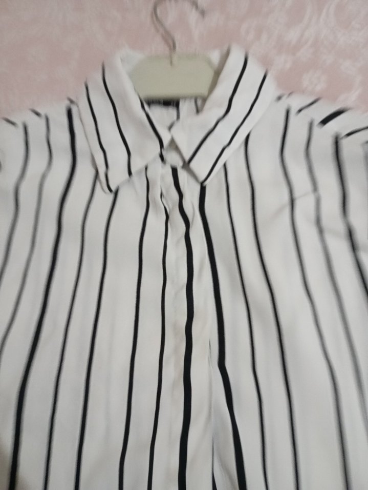 Düğmeli Çizgili Beyaz Kadın Gömlek - Görsel 4